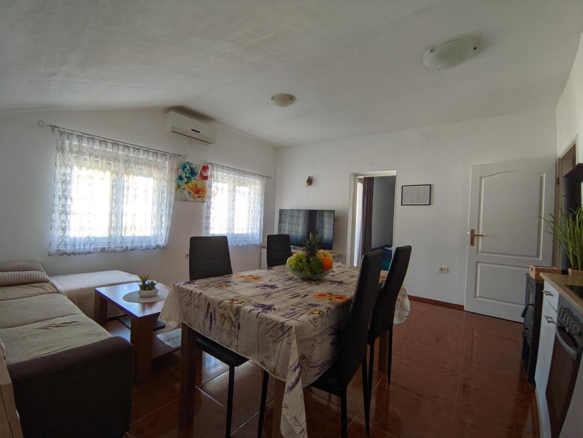 Apartments Darko Ровинь Экстерьер фото